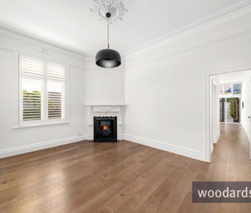 Refined Edwardian Living in a Premier Armadale Setting - Photo 1