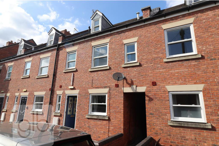 6 bedroom terraced house to rent - Photo 2