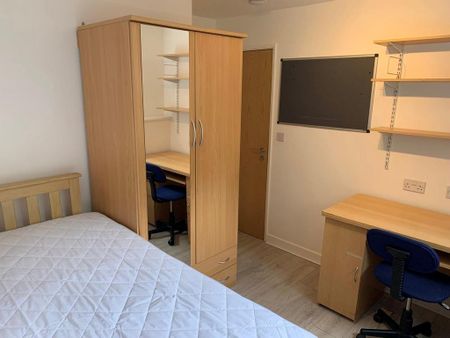 5 bedroom house to rent - Photo 4