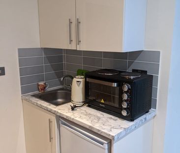 Studio Flat, Brondesbury Park, NW6 - Photo 4