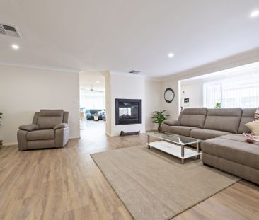 Renovated Four Bedroom Home with Pool - Photo 6