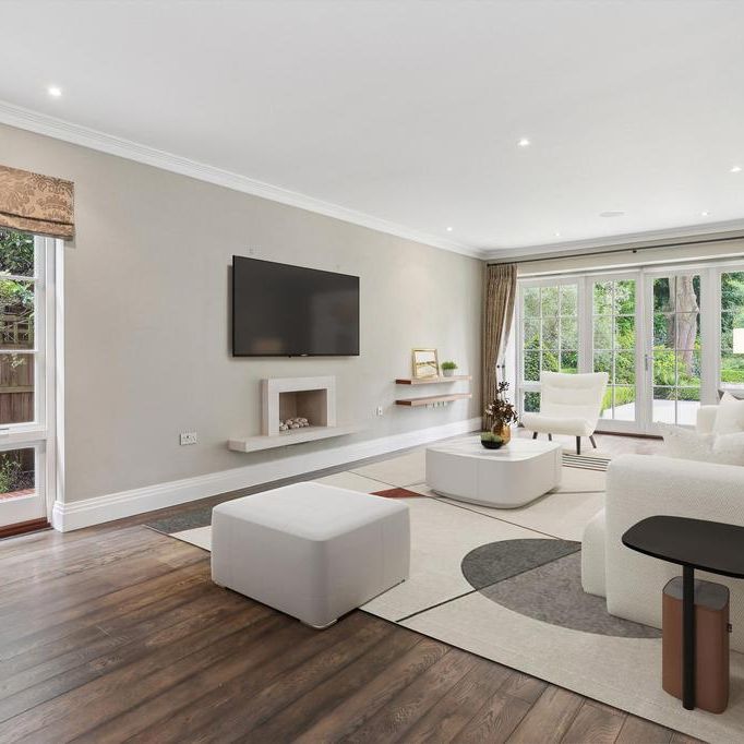 5 bedroom detached house to rent - Photo 1