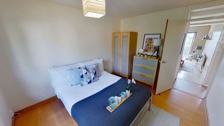 50 Park Road, NG7 1JG, NOTTINGHAM - Photo 2