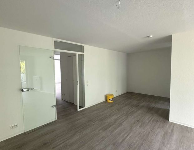 ++ Frisch Sanierte 2-Raumwohnung im blauen Wunder++ - Foto 1