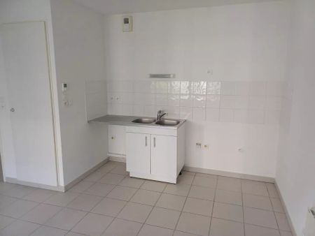location Appartement T2 DE 45.2m² À TOULOUSE - Photo 3