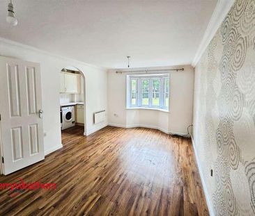 Lane End View, Rotherham, S60 - Photo 1