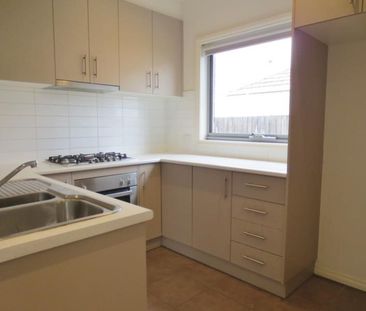 3/34 Waiora Road, Rosanna - Photo 5