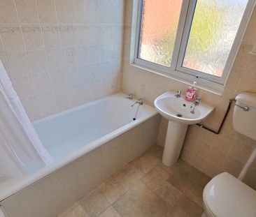 Hendre Close, Off Broad Lane, Coventry - Photo 6
