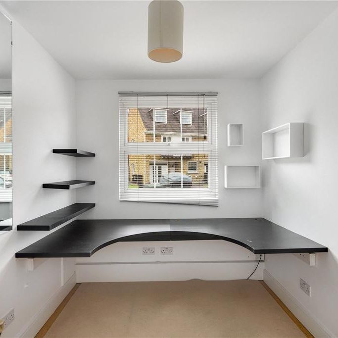 4 bedroom terraced house to rent - Photo 1