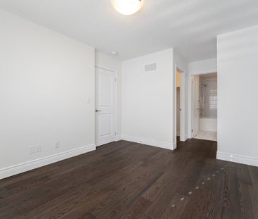 For Lease - 48 Porcelain Way, Whitby, Ontario - Photo 2