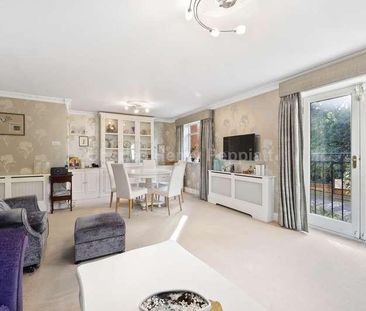 Riverside Gardens, Finchley, N3 - Photo 3