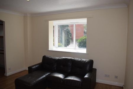1 bedroom end of terrace house to rent - Photo 3