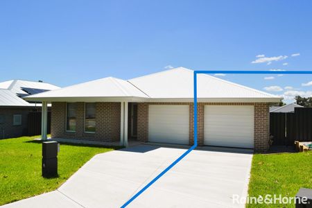 Brand new stunning 2-bedroom home - Photo 3