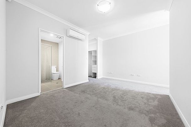 2 Bedroom ultra modern apartment with Aircons - Photo 1