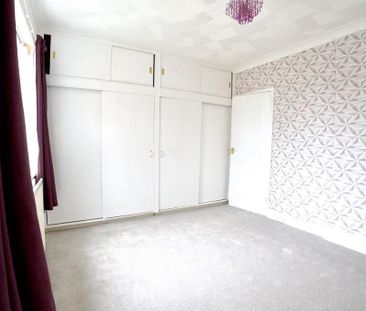4 bedroom flat to rent - Photo 4