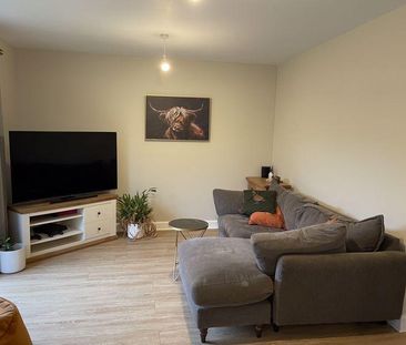 4 bedroom detached house to rent - Photo 1