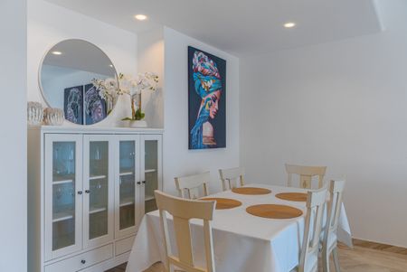 Middle Floor Apartment · San Pedro de Alcántara - Photo 2