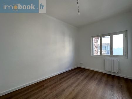 Location Appartement 4 pièces 67m² SETE 34200 - Photo 4