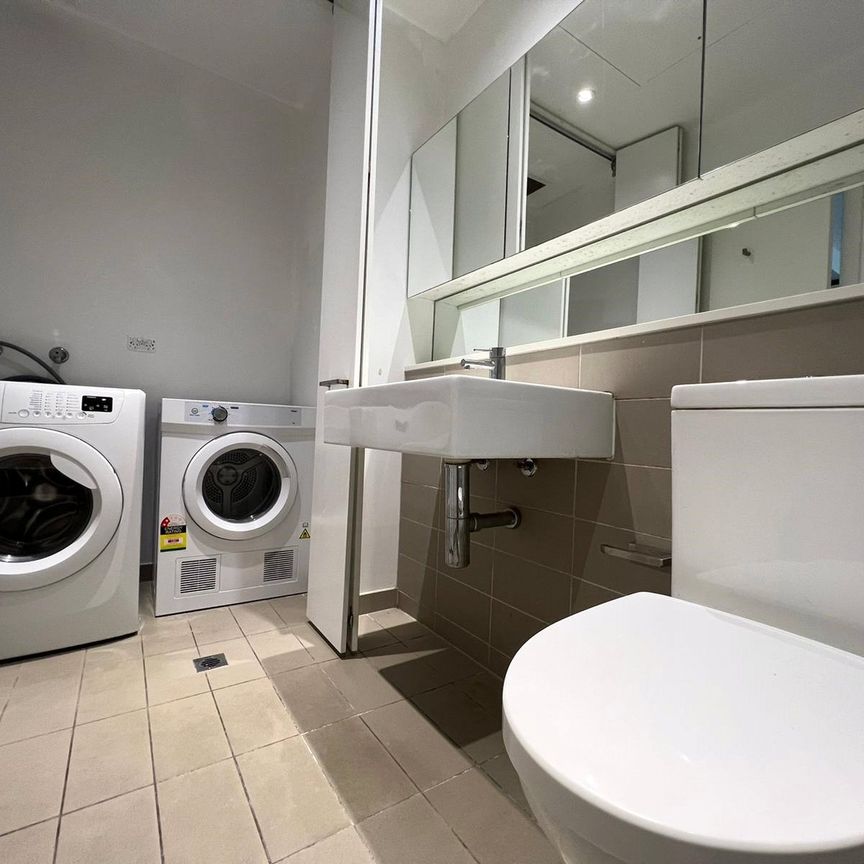 505/470 St Kilda Road - Photo 1