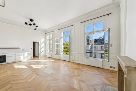 Location Appartement de luxe Paris 8 5 Pièces 155 m² - Photo 3