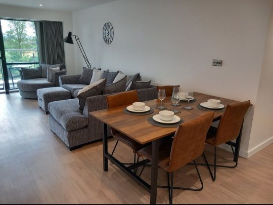 2 Bed Flat, Yacht Club Place, NG2 - Photo 1