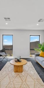 Split Level Family Home - Photo 4