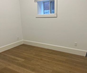 For Lease - 53 Chamberlain Avenue, Toronto, Ontario - Photo 3