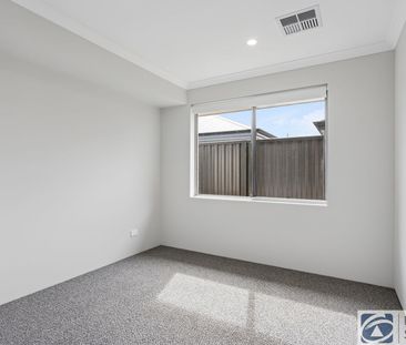 Brand New 5x2 Family Home - Henley Brook - Photo 5