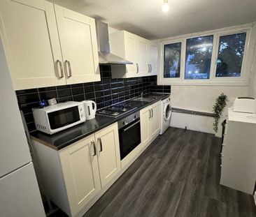 Room in a Shared House, Wood Green, N22 - Photo 4