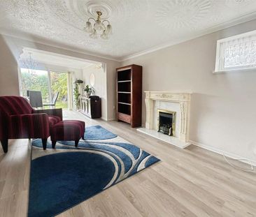 4 bedroom detached bungalow to rent - Photo 3
