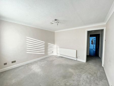 4 bedroom terraced house to rent - Photo 2