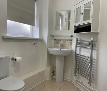 Acacia Avenue, Newton, PORTHCAWL - Photo 5
