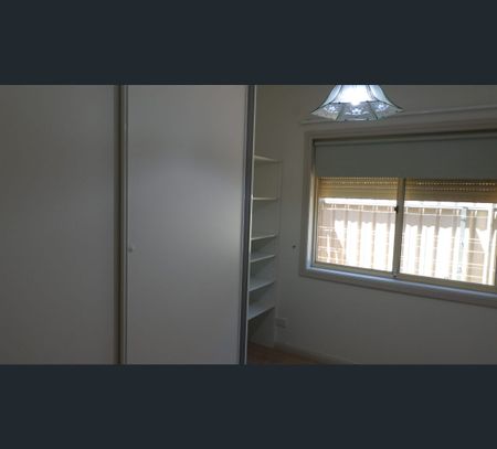 20 Mildara Close, Woodcroft, SA 5162 - Photo 4