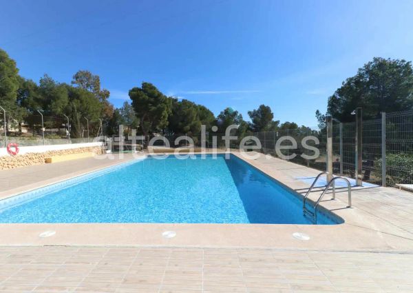 Casa o chalet de alquiler en Calle Londres, El Tossal - Bello Horizonte