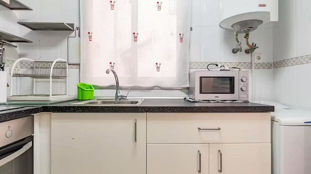 Carrer Lleons, Valencia, Valencian Community 46022 - Photo 1