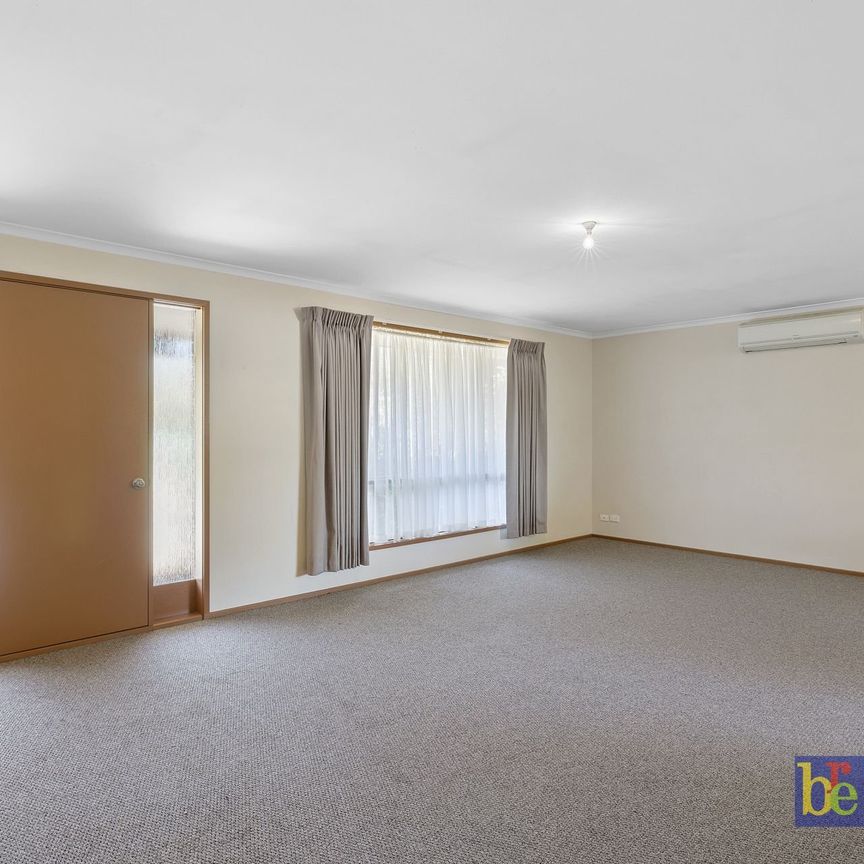 Neat & Convenient Living in Golden Square - Photo 1