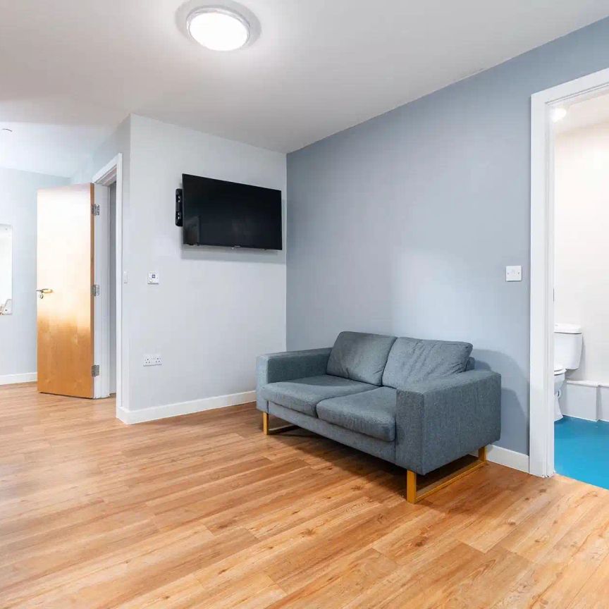 One Bedroom Apartment - Photo 1