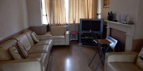 3 bedroom property to rent in South Ockendon - Photo 3