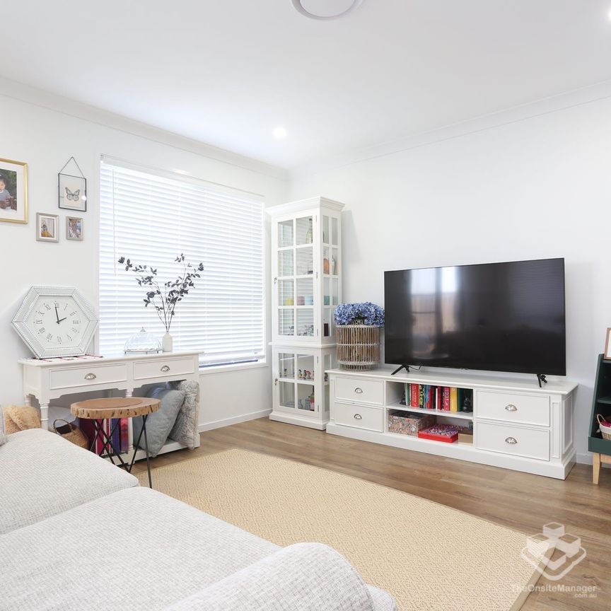 Perfect Dream Home in Rochedale - Photo 1
