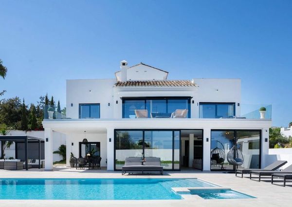 Luxury Villa for rent in Benahavís, Spain
