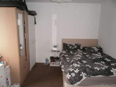 1 bedroom property to rent in Barking - Photo 4