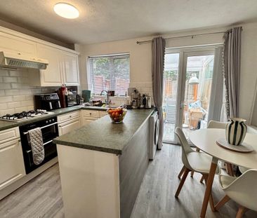 Malpas Road - Photo 1