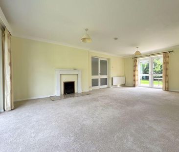 3 bedroom detached bungalow to rent - Photo 2