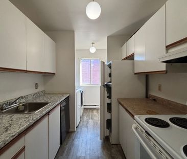 For Lease - 1096 Jalna Boulevard Unit# 141, London South, Ontario - Photo 4