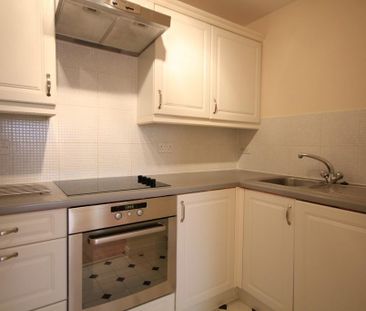 2 bedroom apartment to rent - Photo 6