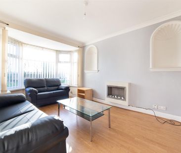 3 bed semi-detached house to rent in Coast Road, High Heaton, NE7 - Photo 5