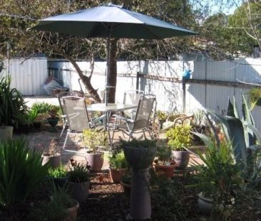 Comfortable Family Home in Convenient Location - Photo 6