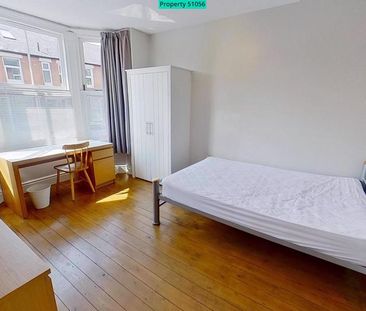 6 bedroom end of terrace house to rent - Photo 3