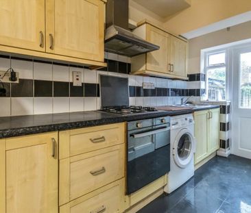 Whitestile Road, TW8, London - Photo 4