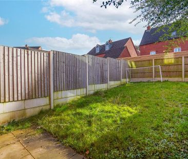 4 bedroom terraced house to rent - Photo 3